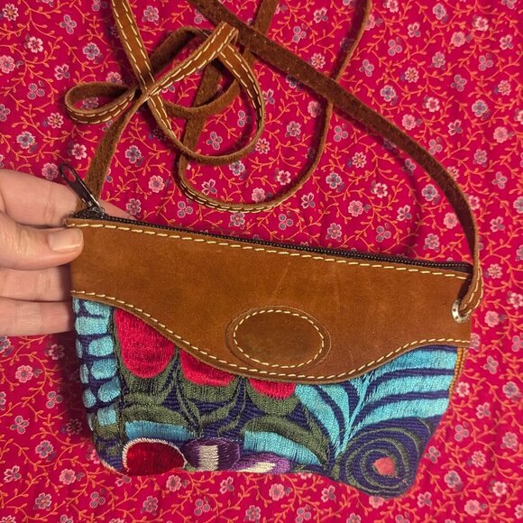 Western Embroidered Suede Floral Mini Bag Dopamine Dressing Festival Boho VTG - Picture 2 of 9